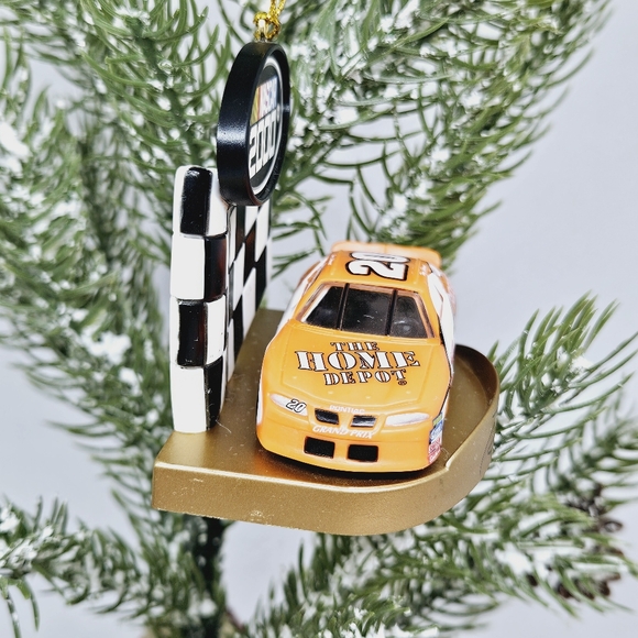 NASCAR - #20 Tony Stewart Race Car Christmas Ornament - 2000 - Picture 2 of 13